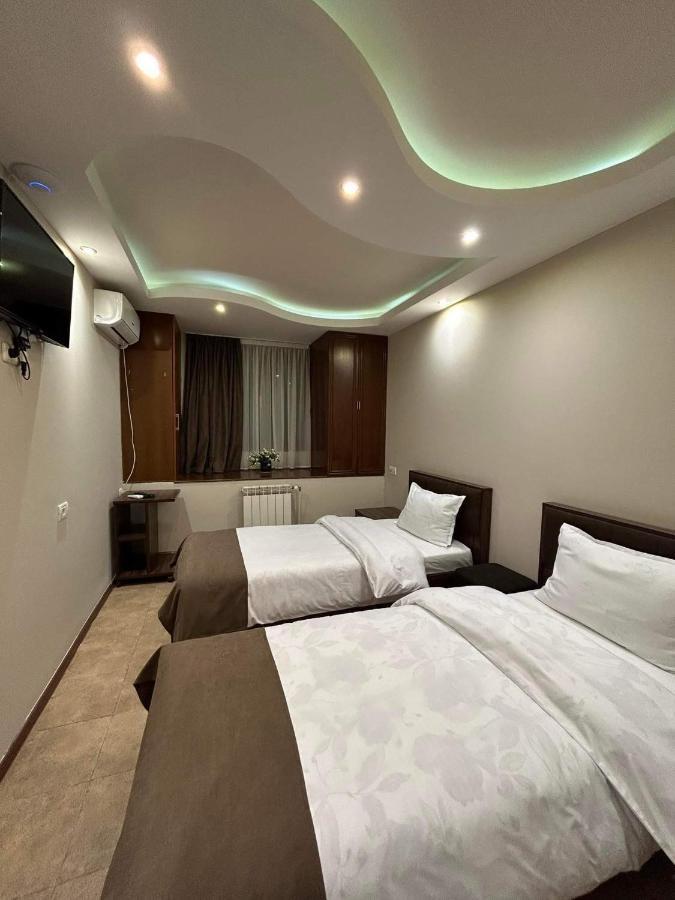 Time Hotel & Tours Ереван Экстерьер фото