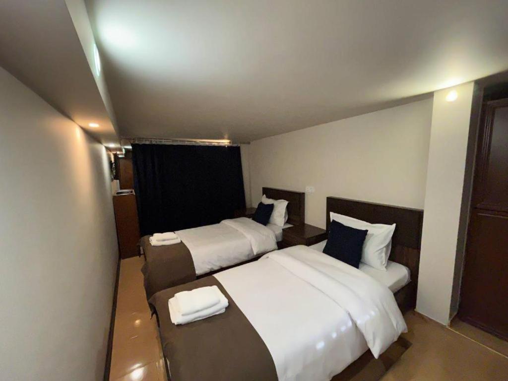 Time Hotel & Tours Ереван Номер фото
