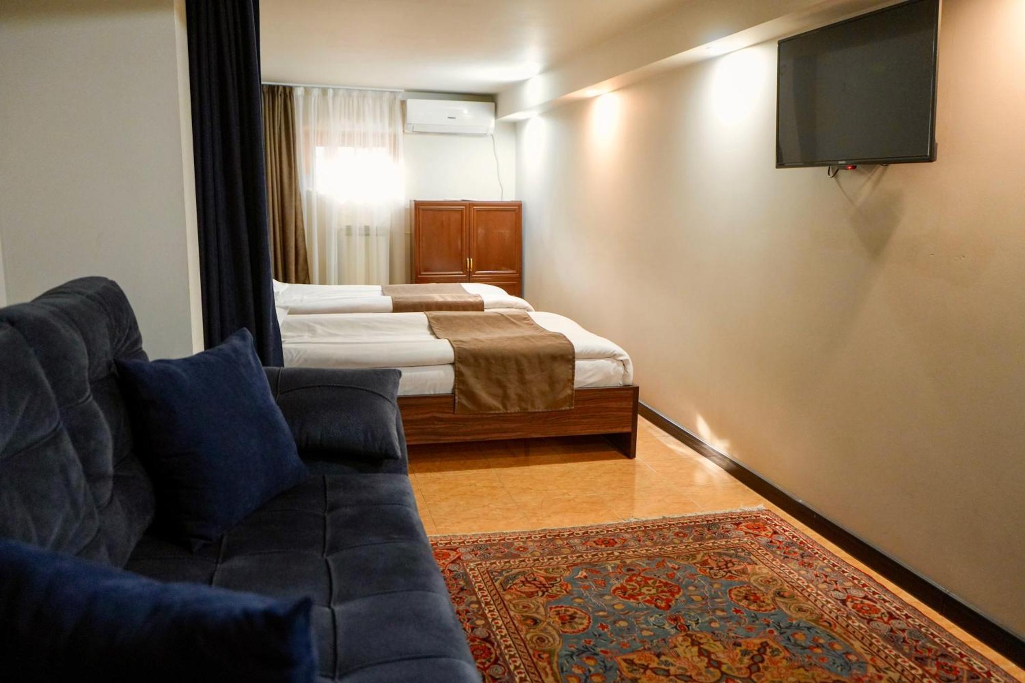 Time Hotel & Tours Ереван Номер фото